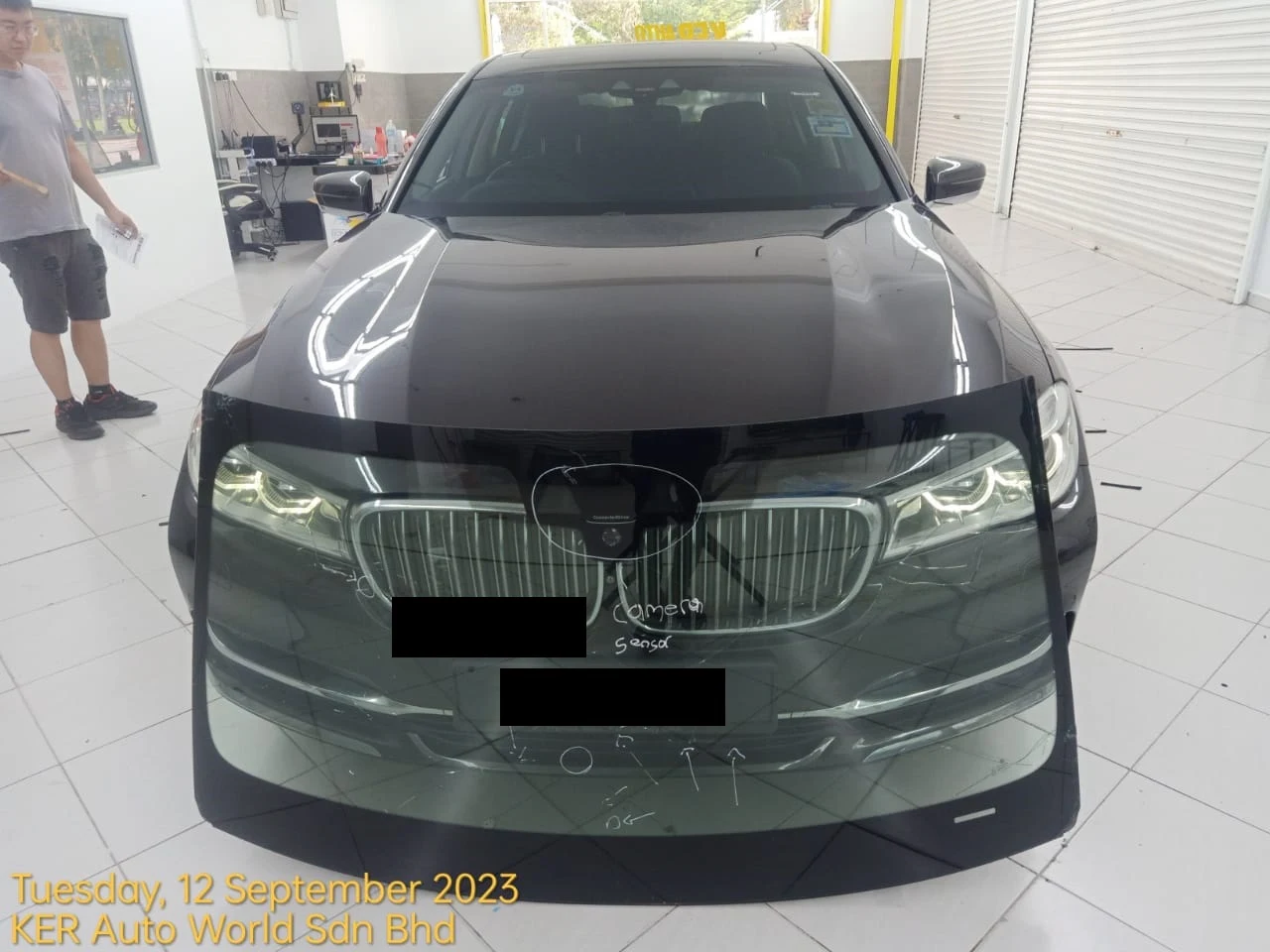 BMW 5 Series windscreen replacement at Ker Auto